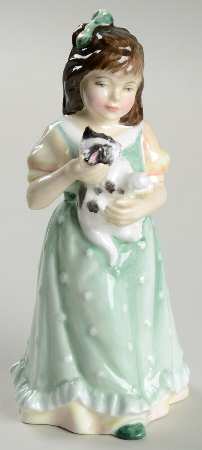 Royal Doulton Figurine Home At Last - Nb1038, No Box