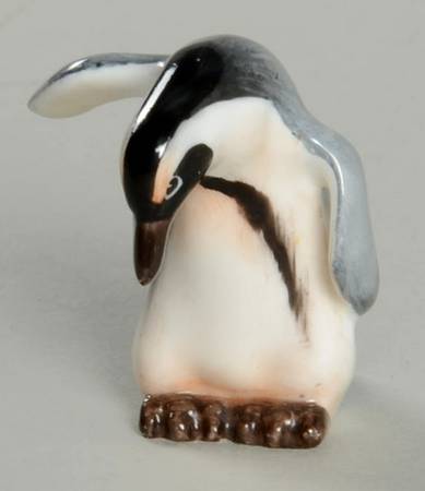 Animals Penguin Style Seven - With Box Bx876