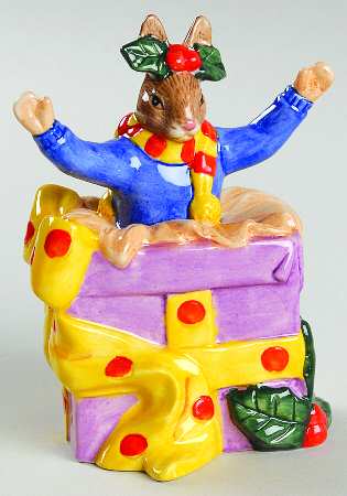 Bunnykins Figurines Christmas Surprise - No Box