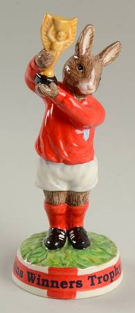 Bunnykins Figurines Winners Trophy 1966 - Boxed