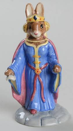 Bunnykins Figurines Queen Guinevere - Boxed by Royal Doulton