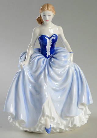 Figurine of The Year-Ladies Susan-2004 - Boxed