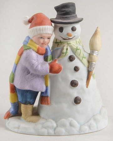 Mcclellands Figurine Winter Fun - No Box