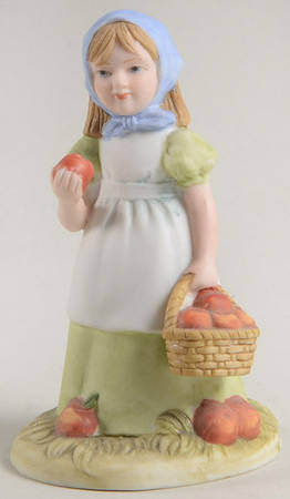 Mcclellands Figurine Country Lass - Boxed