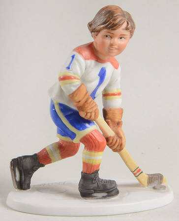 Mcclellands Figurine Center Ice - With Box