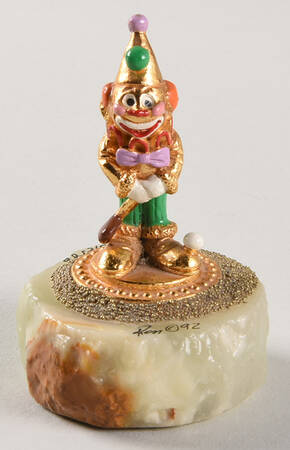Clown Sculptures Golfer - No Box