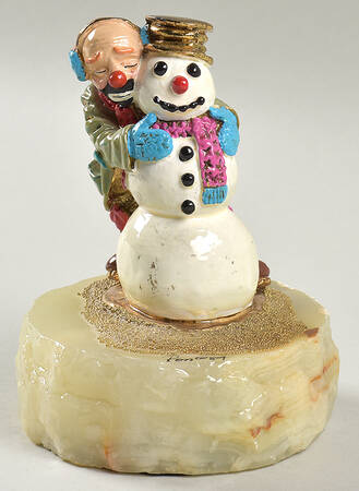 Clown Sculptures Wintertime Pals - No Box