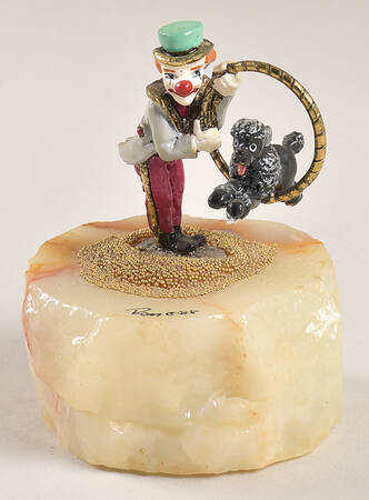 Clown Sculptures Hooping It Up  - No Box