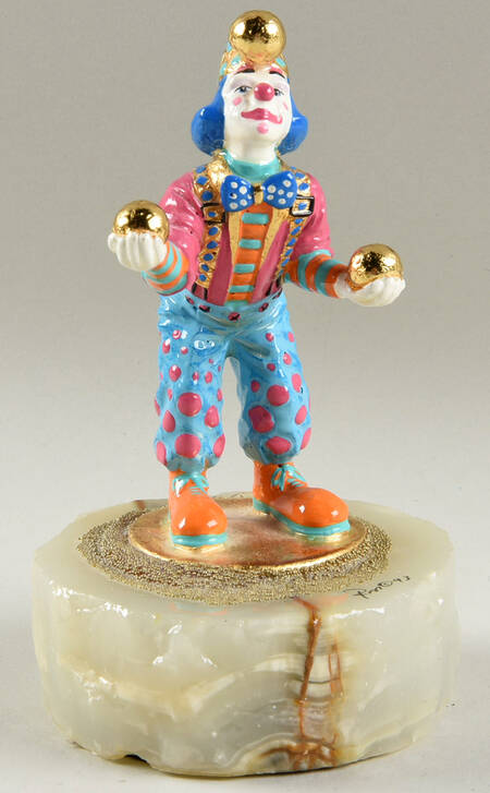 Clown Sculptures Jake Juggling Balls - No Box