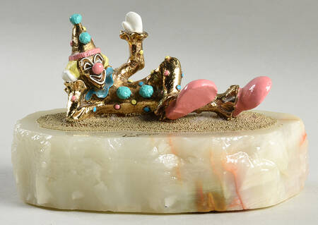 Clown Sculptures New Pinky Lying Down - No Box