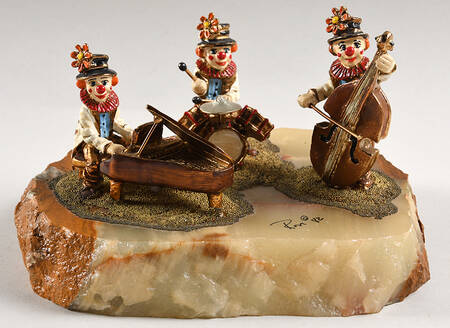 Clown Sculptures Band Of Three Musicians - No Box
