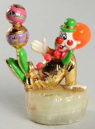 Clown Sculptures Balancing Balls - No Box