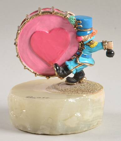 Clown Sculptures My Heart Beats For You - No Box