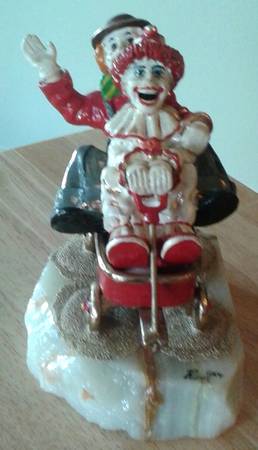 Clown Sculptures Bosom Buddies-Pair In Red Wagon - No Box