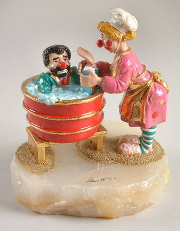 Clown Sculptures Scrub-A-Dub-Dub - No Box