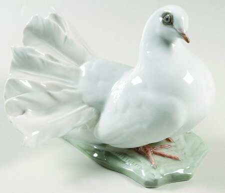 Rosenthal Figurine Pigeon - Feathers Down - No Box