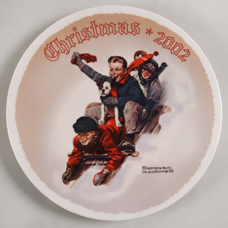 Annual Christmas Plate The Christmas Sled - No Box