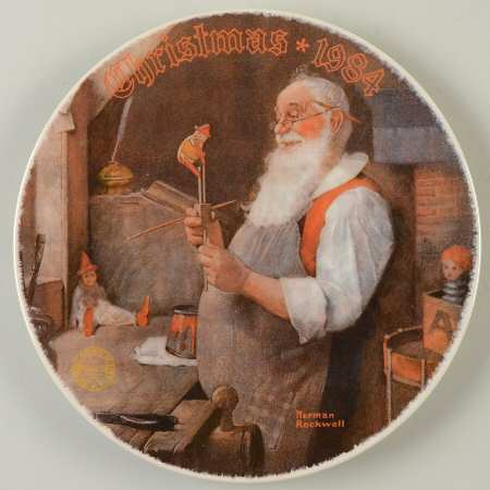 Annual Christmas Plate Santa In His Workshop - Boxed