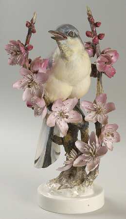Doughty American Birds Hen-Mockingbird & Peachblossom - Boxed