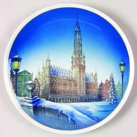 Classic Rose Christmas Brussels Market Place And Town Hall - No Box