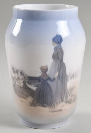 Royal Copenhagen Vase Girls From Fanoe Vase - No Box