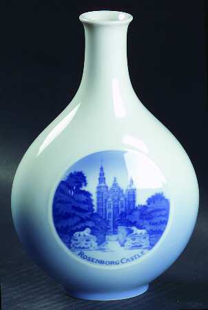 Royal Copenhagen Giftware Decanter-Rosenborg Castle - No Box