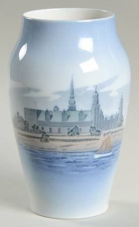 Royal Copenhagen Vase Kronborg Castle Vase - No Box