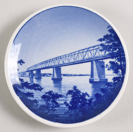 Danish & Nordic Plaquettes-2010 Series Lillebaelts Broen-Little Belt Bridge - No Box