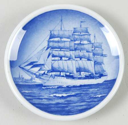 Danish & Nordic Plaquettes-2010 Series Skoleskibet-Danmark - No Box