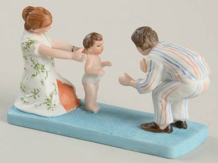 Rockwell Musuem Miniatures Baby's First Step - Boxed