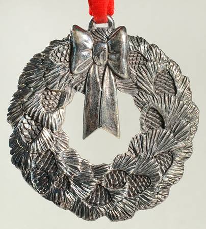 Christmas Wreath Ornament Pinecone - With Box