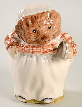 Beatrix Potter Backstamp 10 Mrs Tiggy Winkle - Boxed