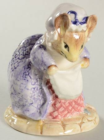 Beatrix Potter Backstamp 6 Lady Mouse Made A Curtsy - Boxed