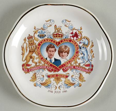 Royal Worcester Royalty Giftware Charles & Diana Wedding Tray - No Box