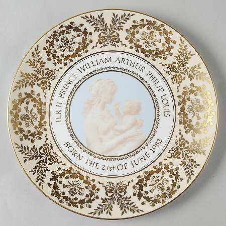 Royal Worcester Royalty Giftware Prince William Birth Plate - Boxed