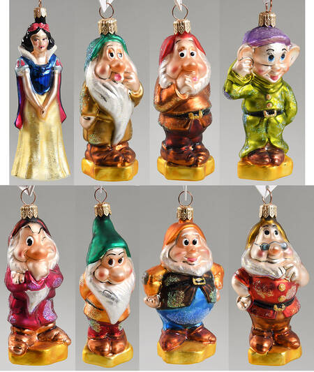 Snow White & Seven Dwarfs Petite Snow White & Seven Dwarfs (Set 8) - Boxed