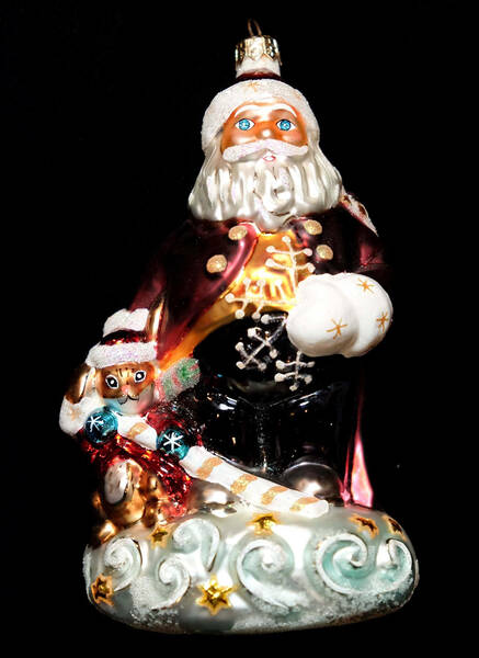 Woodland Winds Stardust Santa Ornament - Boxed