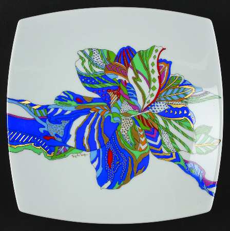 Single Issue-Releases Lilly Plate - Boxed