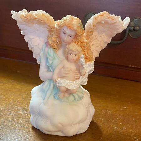 Seraphim Heaven Sent Musical-Figu by Roman