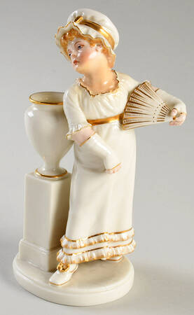 The Hadley Collection Girl Leaning On Vase With Fan - No Box