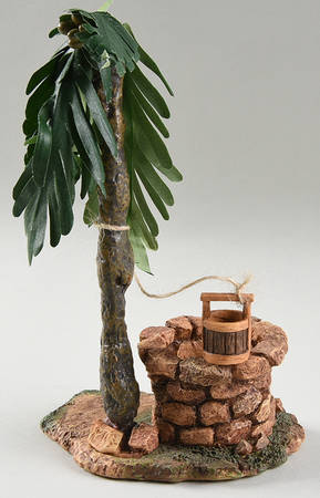 Fontanini Heirloom Nativity 5" Scale Well With Date Palm Tree - Boxed
