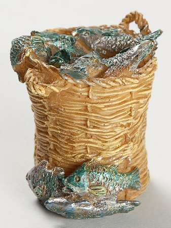 Fontanini Heirloom Nativity 5" Scale Basket Of Fish - Boxed