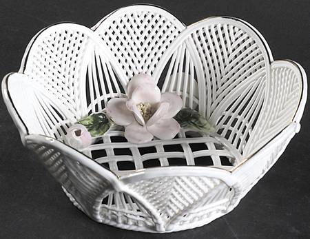 Ramex Cluj Collection Giftware Magnolia Basket - No Box
