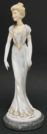 Classique Collection-Figurines Celebration - Boxed