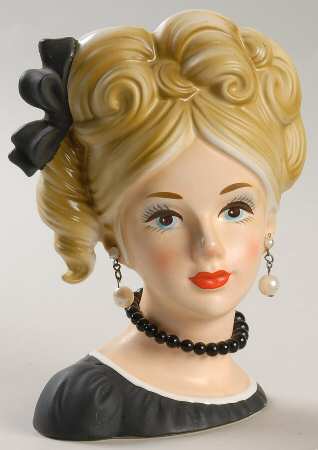 Reliable Head Vases Blonde Blk Bow/Drs Blk Pearls - No Box