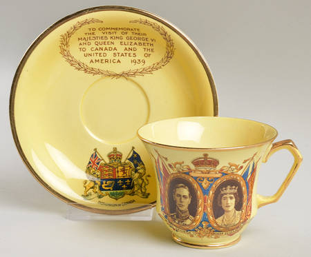 Royal Winton Royalty Giftware George Vi & Elizabeth Visit Canada & Us - Cup And Saucer Set (Footed)