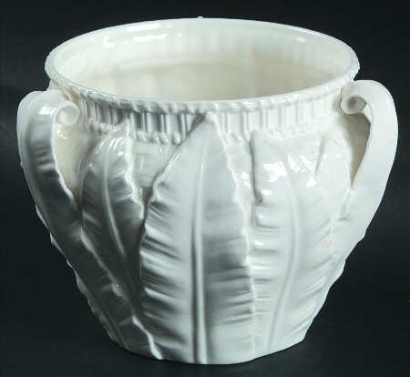 Whiteware Cachet Pot - No Box