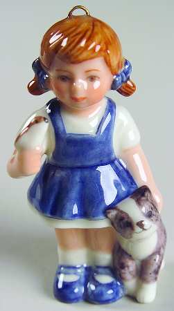 Annual Figurine Ornament Sophia - Boxed