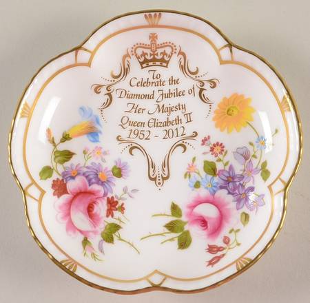 Royalty Commemoratives Elizabeth Ii Diamond Jubilee Dish - Boxed