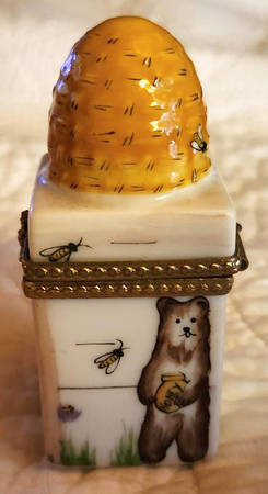 Rochard Limoges Box Beehive - No Box